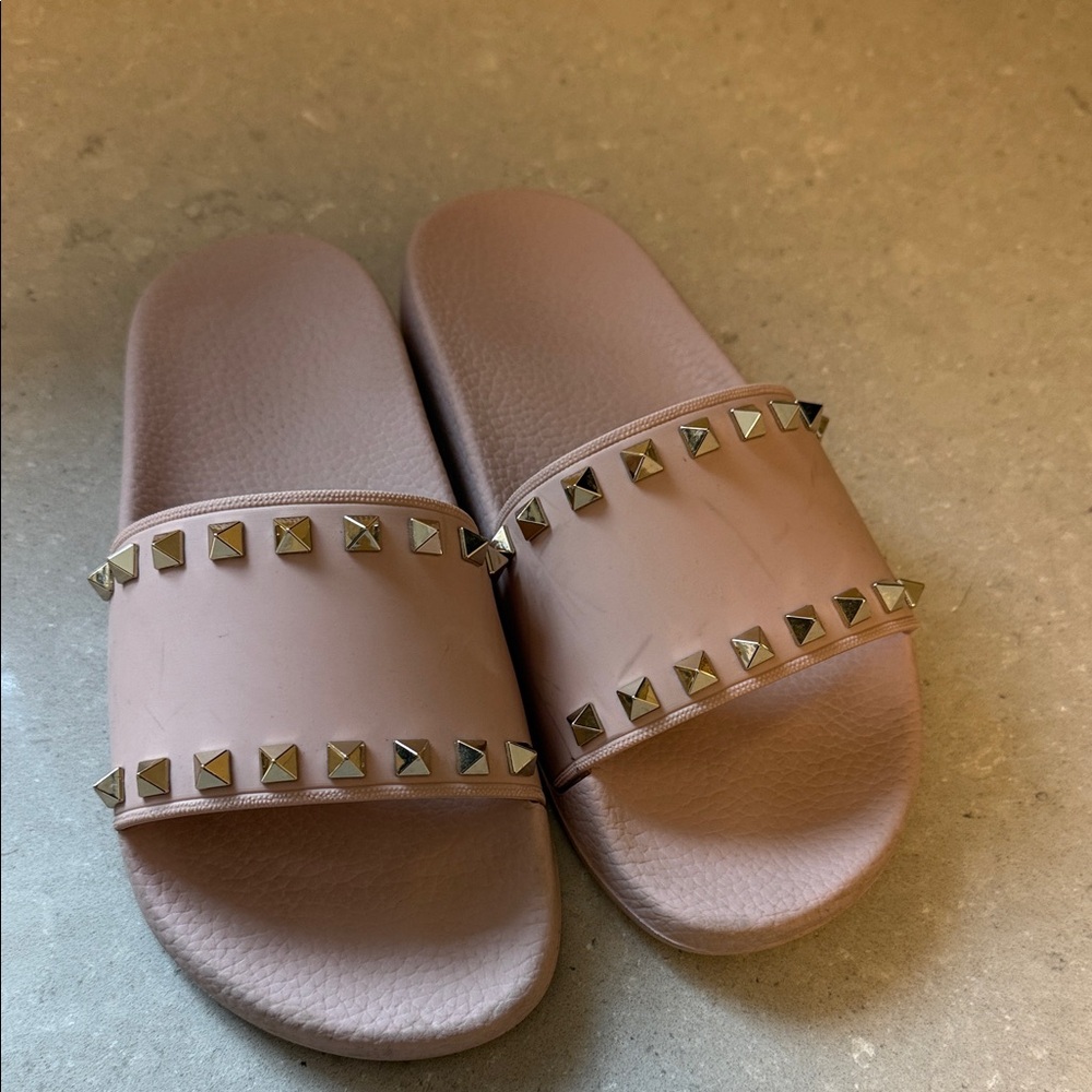 Valentino RockStud Pink Rubber Slide Sandals